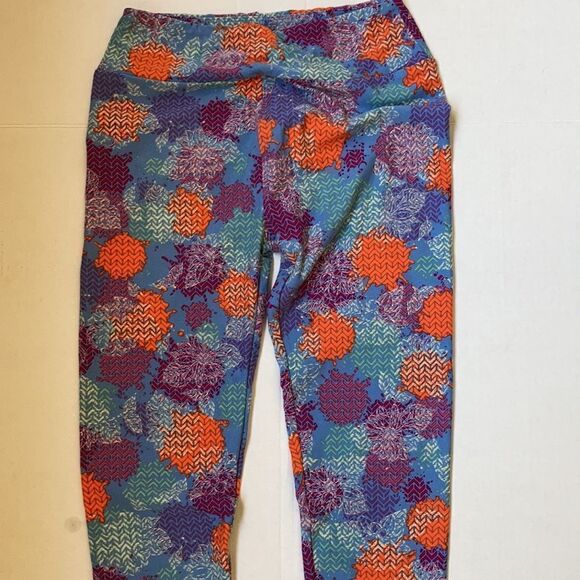 Women’s Graphic Design LuLaRoe Leggings - Picture 5 of 6